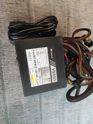 Fuente alimentación Corsair VS650 80 Plus