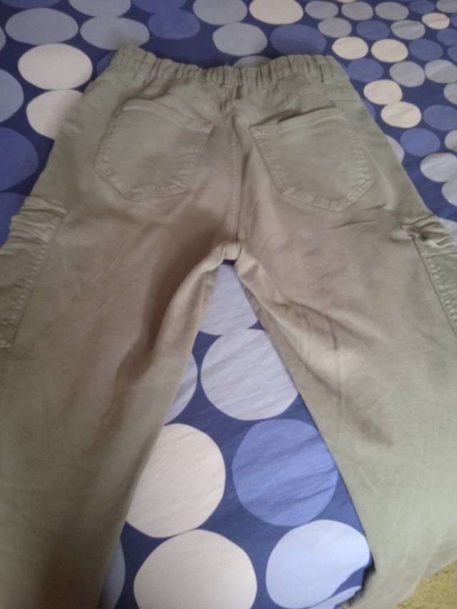 Pantalón cargo