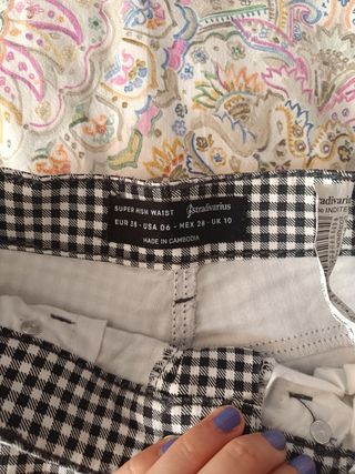 Pantalón cuadros Stradivarius