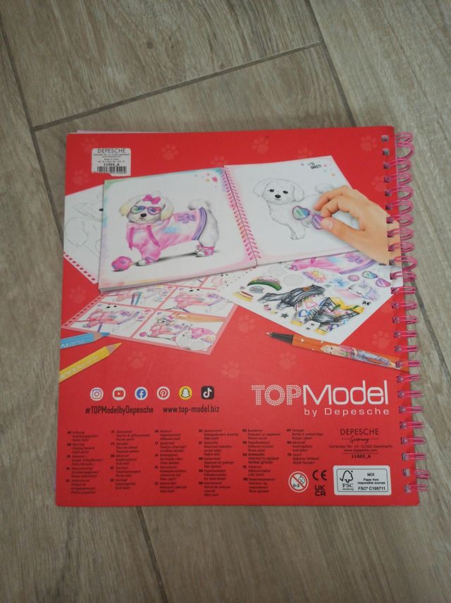 Cuaderno"Top Model"para colorear perros