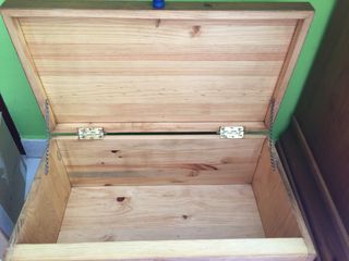 Baúl madera maciza 