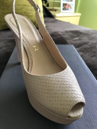 Zapato de ceremonia (fiesta)