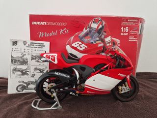 Ducati Desmosedici Model