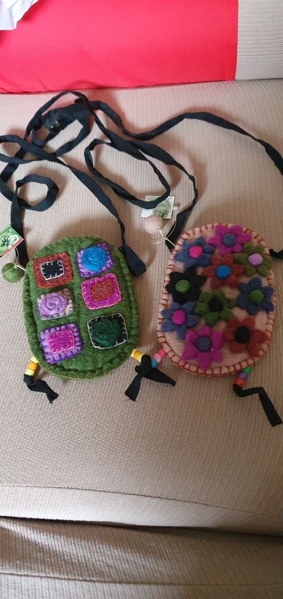 Portasigarette o portatelefono