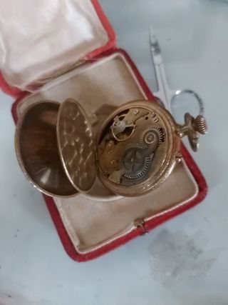 Reloj de bolsillo antiguo.