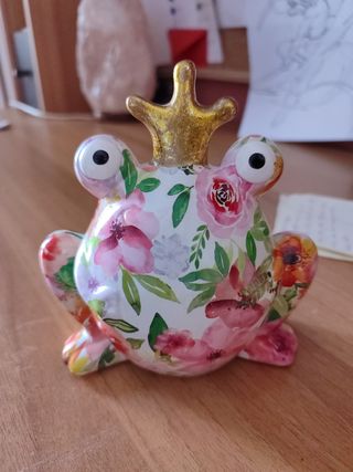 Salvadanaio principe rospo