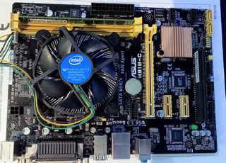 Placa Asus H81M-C Intel i3 4 GB Ram