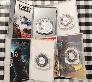 PSP Play Station + juegos + cargador