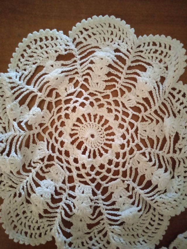 Centrini uncinetto tre pezzi bianco