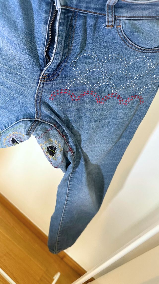 👖✨ Tejanos Mango estilo sashiko hecho por mí