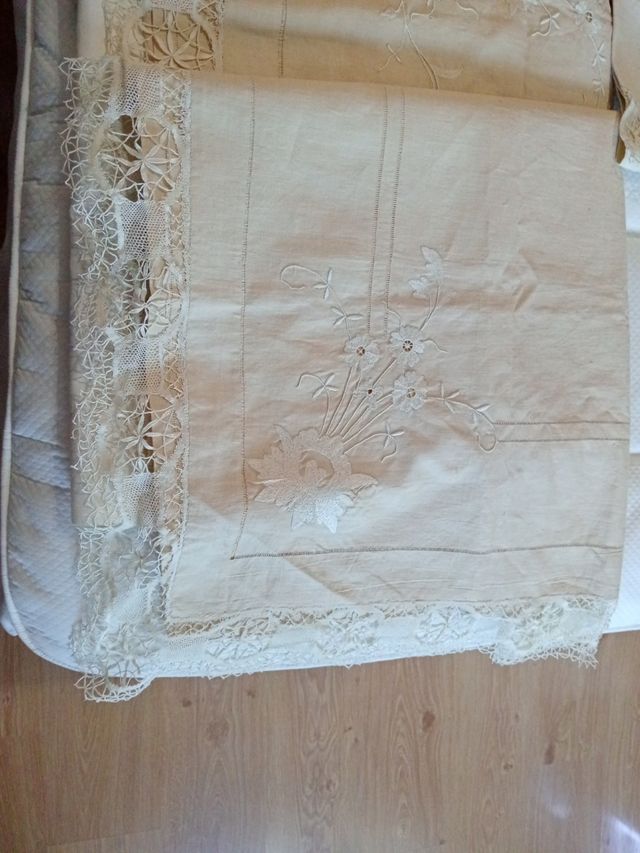 Sábanas con bordado