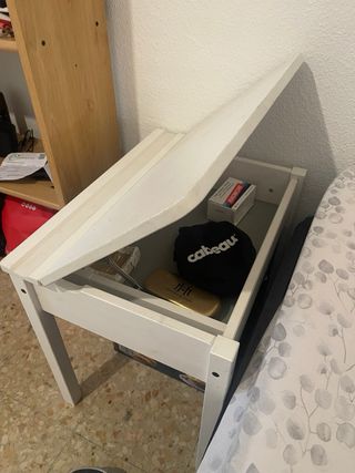 Escritorio y silla