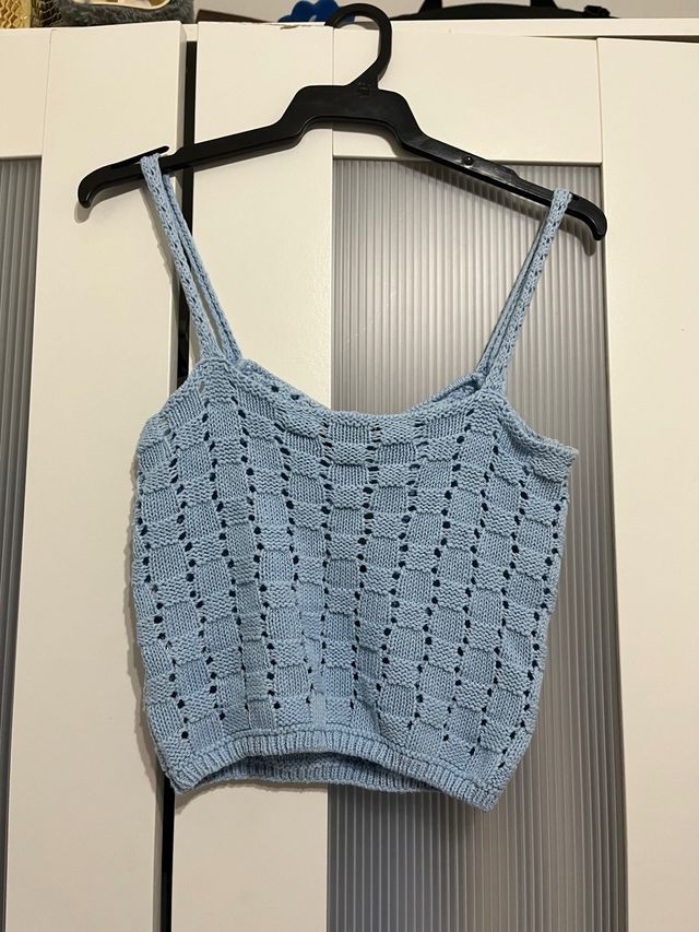 Top crochet azul