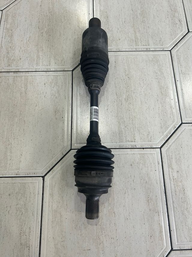 Palier Transmision delantera izquierda Mercedes