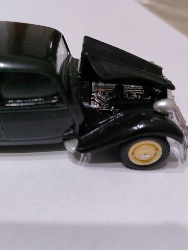 Modellino Citroen 15 Six marca Solido 1/43