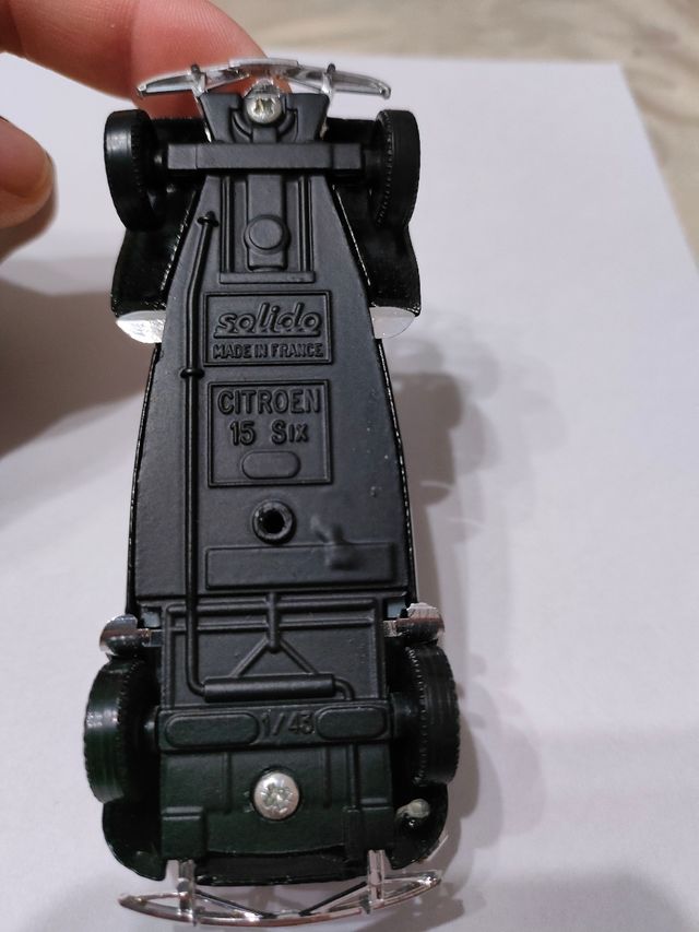Modellino Citroen 15 Six marca Solido 1/43