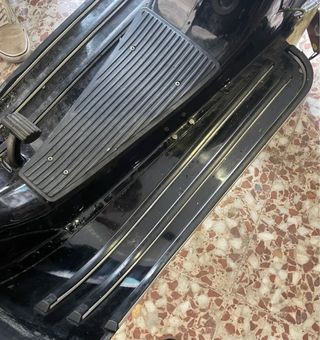 Guias suelo y alfombrilla central vespa px