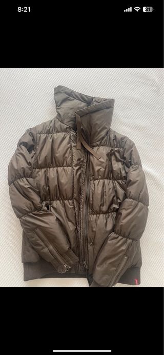 Cazadora / abrigo plumas de mujer Levi’s