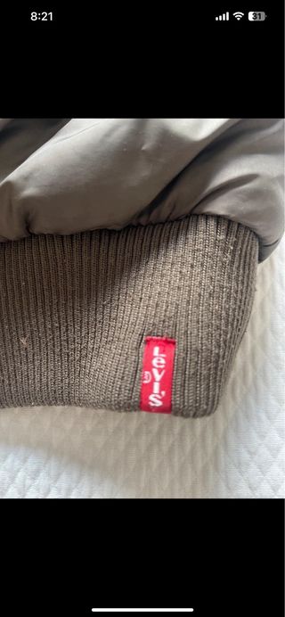 Cazadora / abrigo plumas de mujer Levi’s