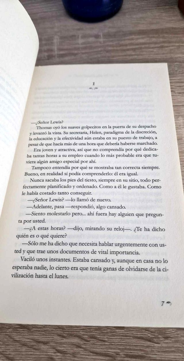 Treinta noches con Olivia de Noe Casado