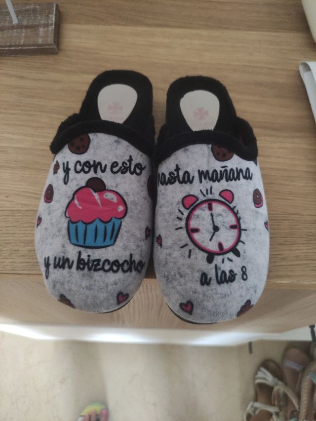 Zapatillas casa niña