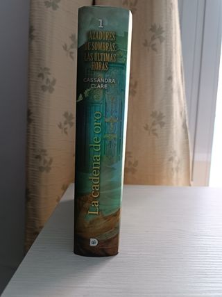 Cazadores de Sombras. La Cadena de Oro