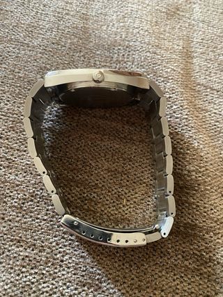 Reloj NOS Omega Geneve TV