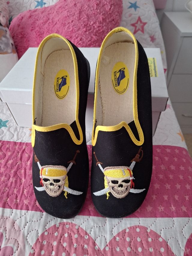 Calzado pirata