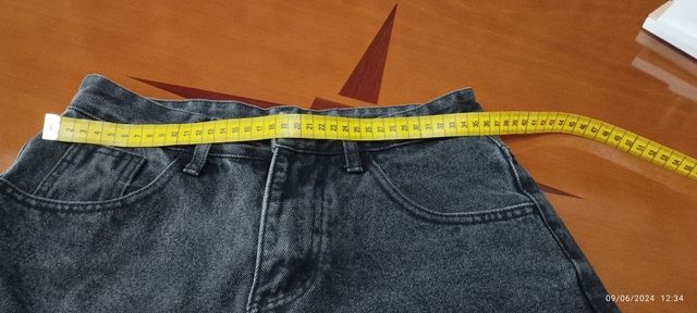 Pantalón vaquero de mujer, rasgado