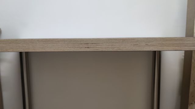 Tavolo in legno bianco