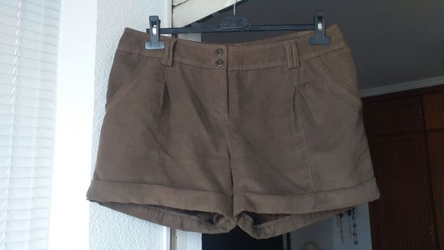 PANTALON CORTO DE ANTELINA TALLA M