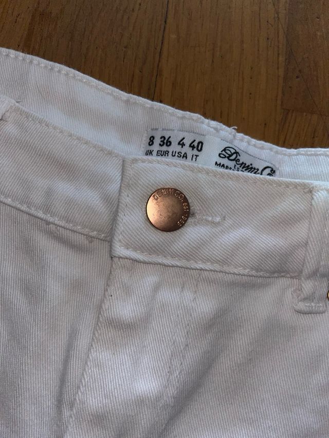 Pantalon corto vaquero blanco