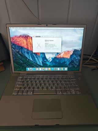 MacBook pro A1226