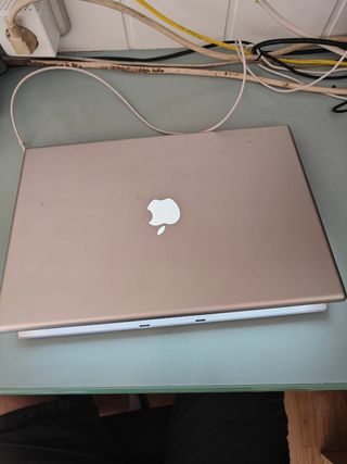 MacBook pro A1226