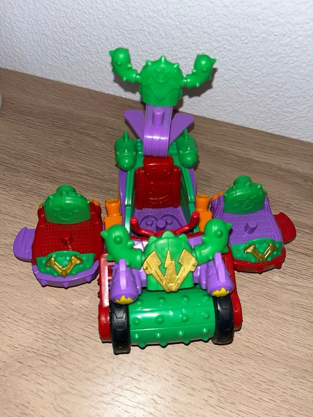 Vehiculo superzinc Spike Roller