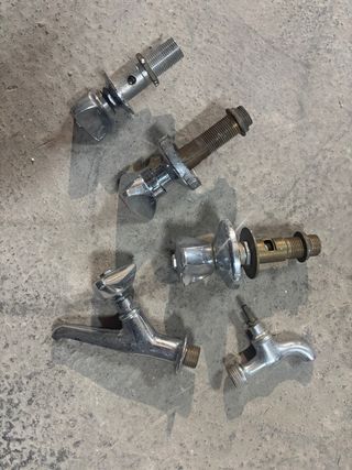 Grifos antiguos sin usar