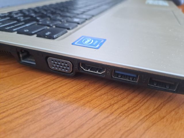 Ordenador Portatil ASUS F540S