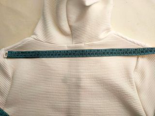 Giacca donna cappuccio e zip