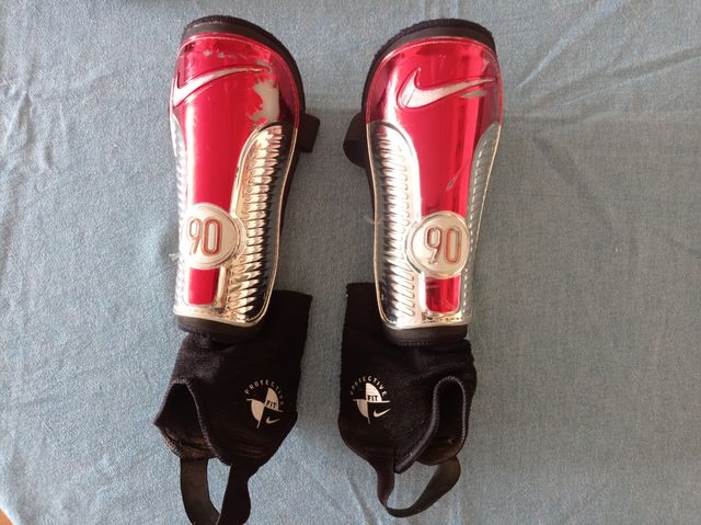 Espinilleras nike de futbol
