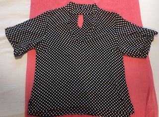 Blusa de lunares