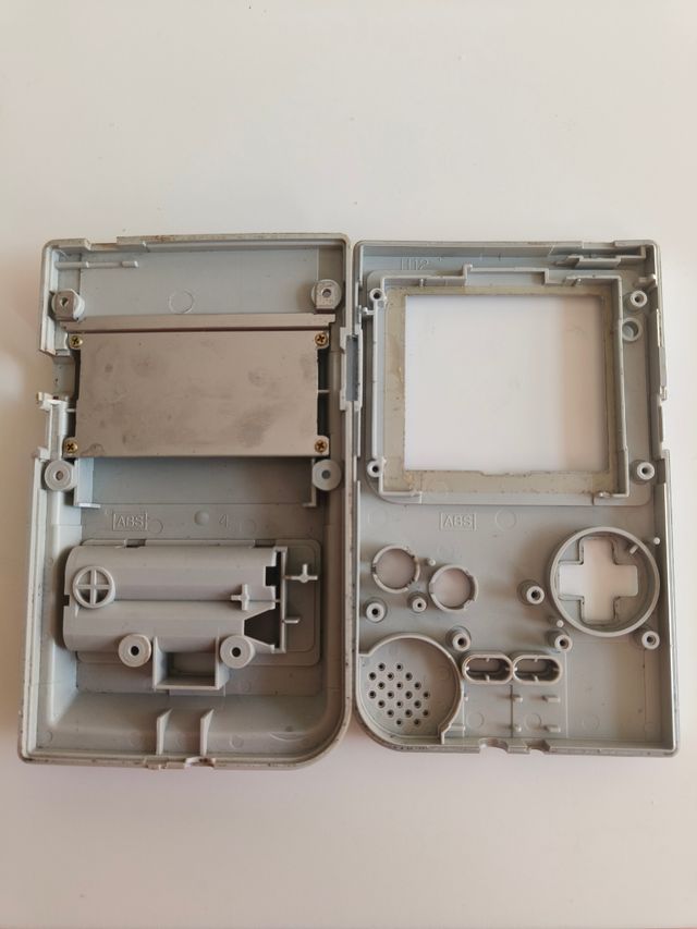 Carcasa Game Boy Pocket