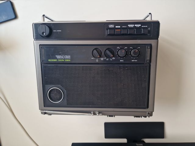 Hitachi IC TRANSISTOR RADIO TV ANTIGUO