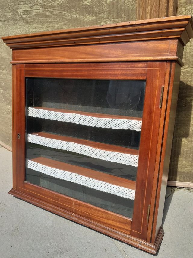 Vecchia Bacheca in legno massello