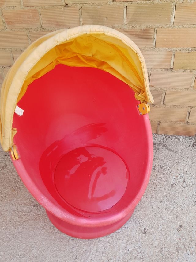 . Poltrona girevole in vendita