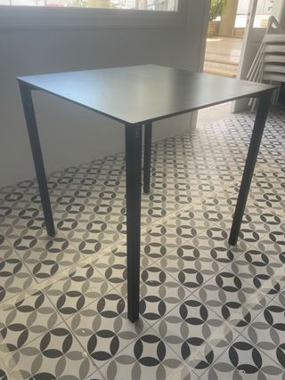 TAVOLI PER RISTORANTI IN VENDITA