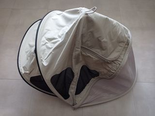 Capota ventilada Bugaboo Bee. Color gris