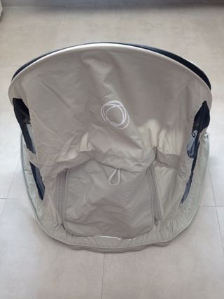 Capota ventilada Bugaboo Bee. Color gris