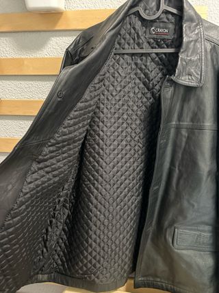 Chaqueta de piel de hombre
