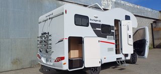 autocaravana con gancho