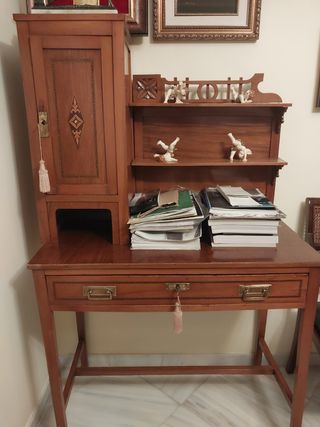 Aparador antiguo